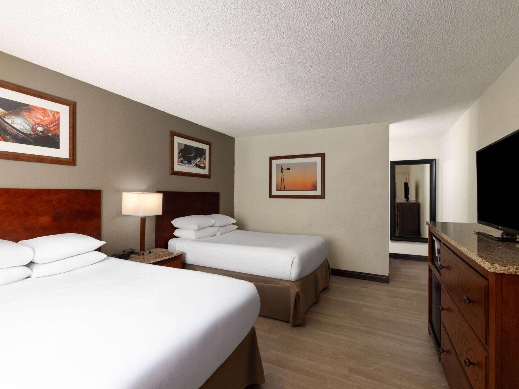 Ramada By Wyndham Elko Hotel At Stockmen'S Casino Buitenkant foto