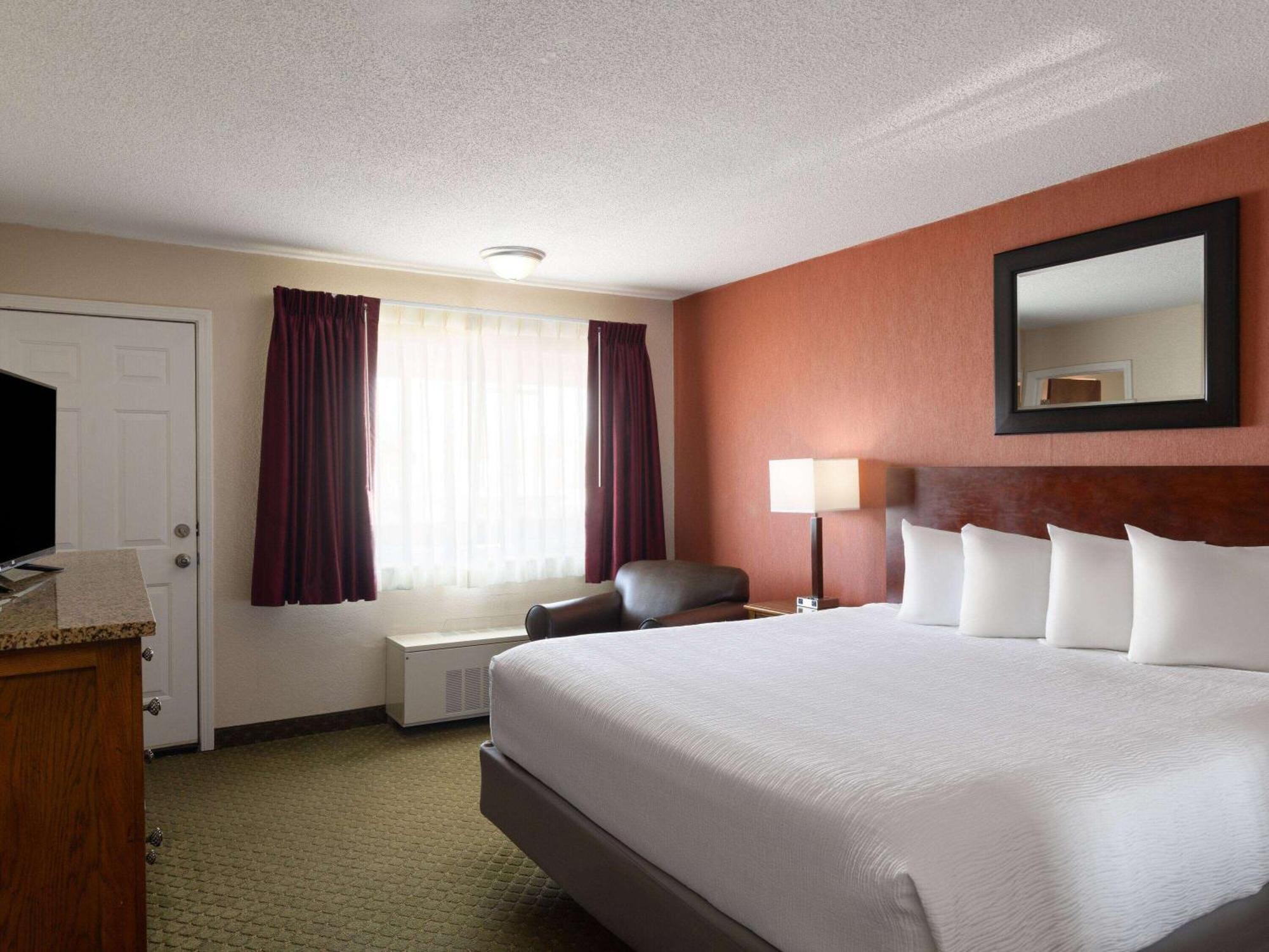 Ramada By Wyndham Elko Hotel At Stockmen'S Casino Buitenkant foto