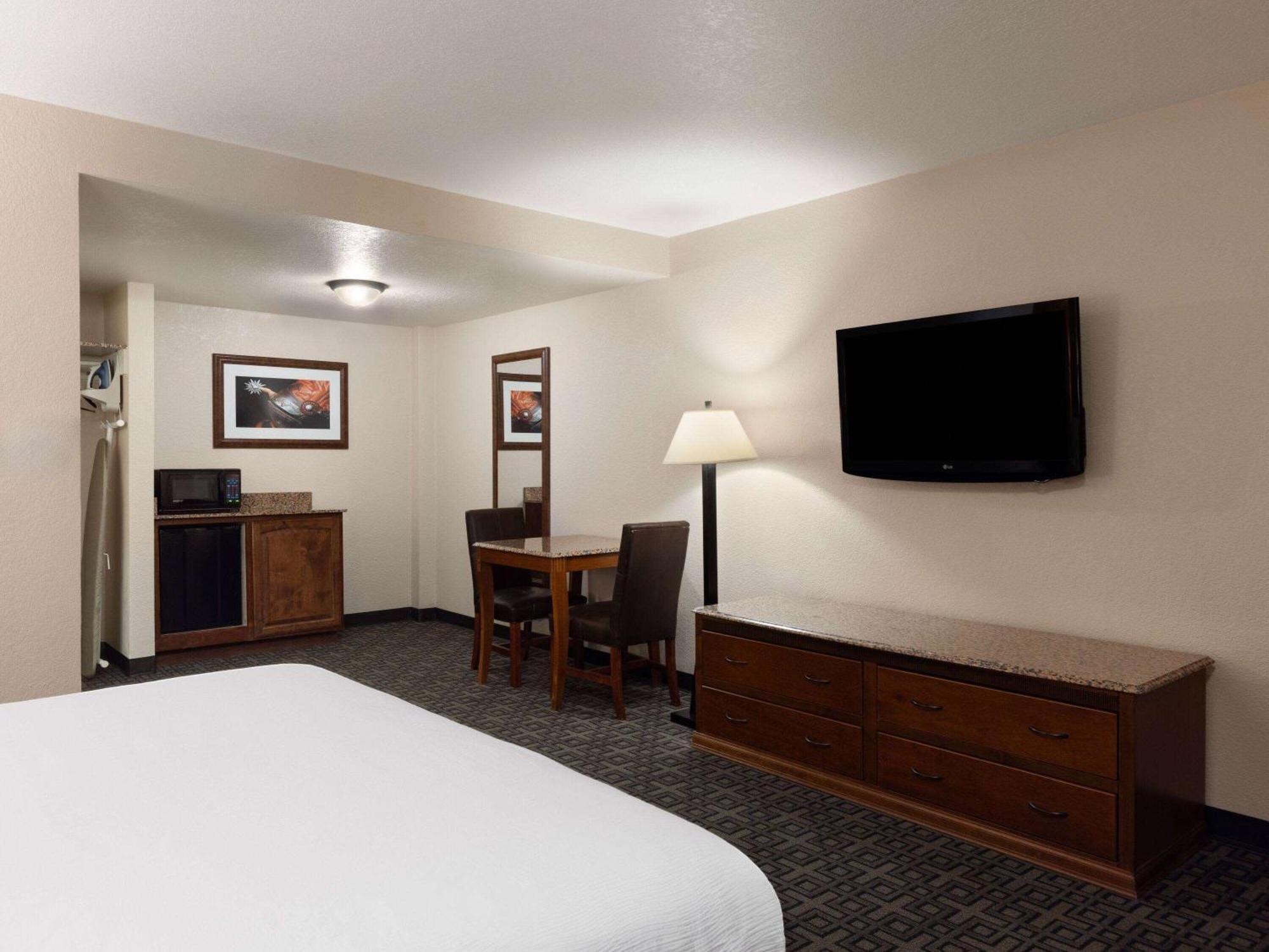 Ramada By Wyndham Elko Hotel At Stockmen'S Casino Buitenkant foto