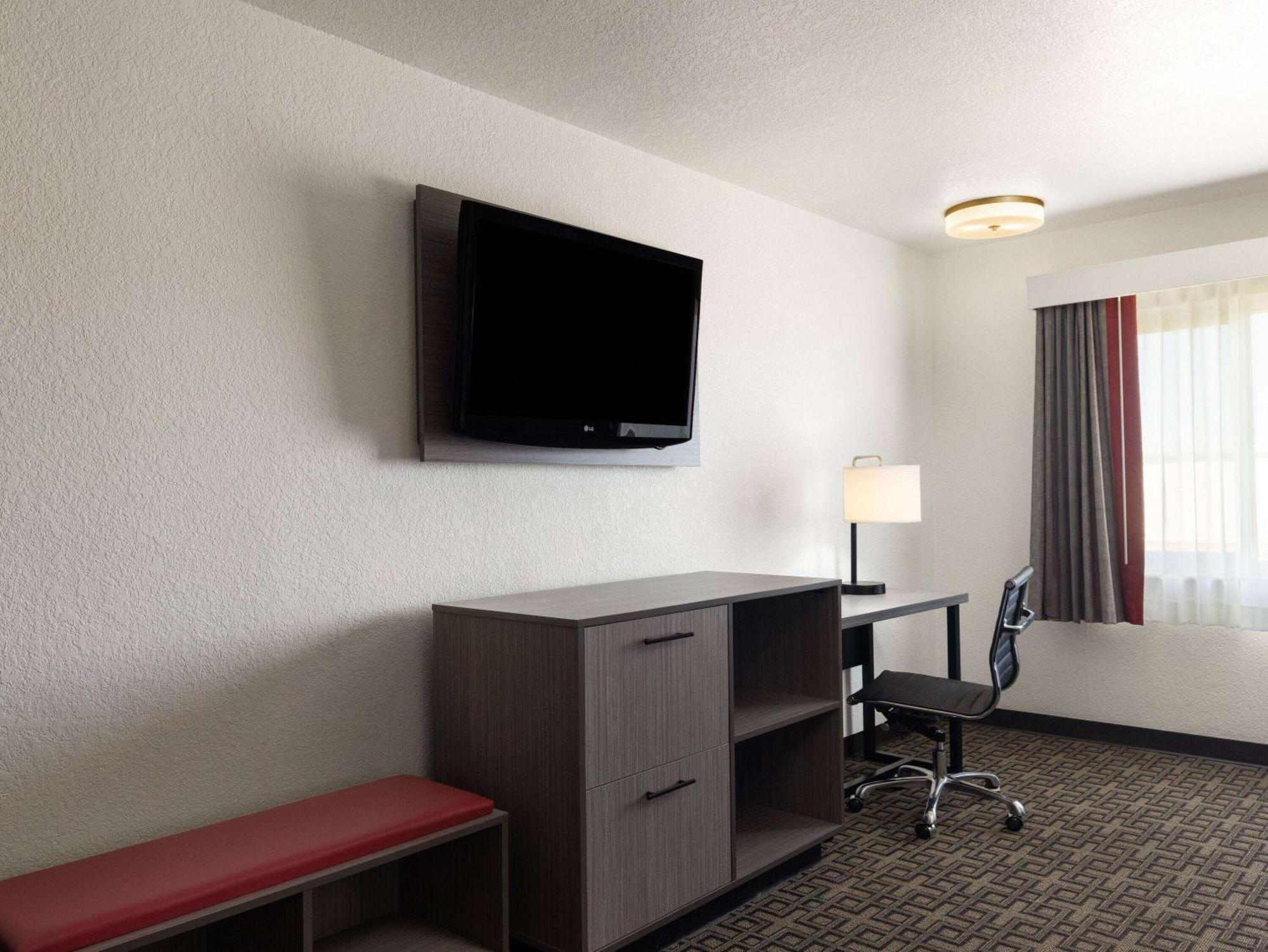 Ramada By Wyndham Elko Hotel At Stockmen'S Casino Buitenkant foto